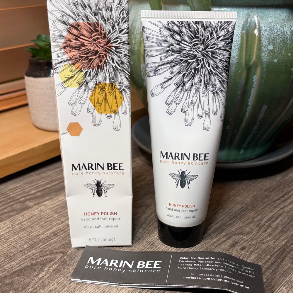 🌻5 for $30🌻 Marin Bee Honey Polish Hand and Foot Repair